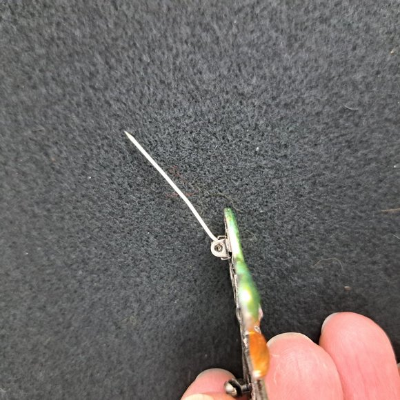 Vintge DD Butterfly Brooch - Picture 7 of 10